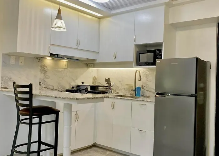 225 Elegant And Comfort Apartment